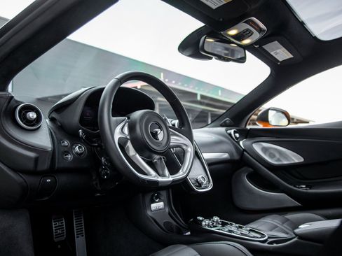 Used 2025 McLaren GTS image 26