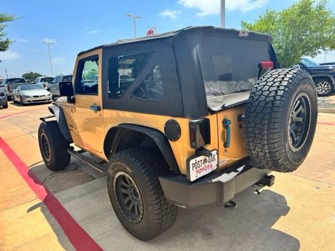 Used 2013 Jeep Wrangler Sport AWD/4WD image 6