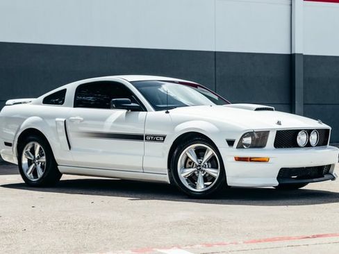 Used 2007 Ford Mustang GT Premium RWD image 33