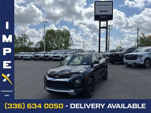 Used 2023 Chevrolet TrailBlazer LT w/ Convenience Package AWD/4WD image 1