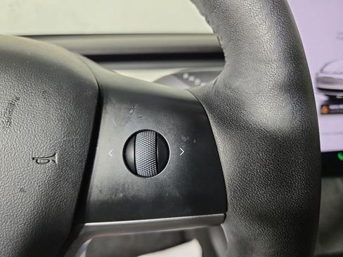 Used 2022 Tesla Model 3 Performance image 22