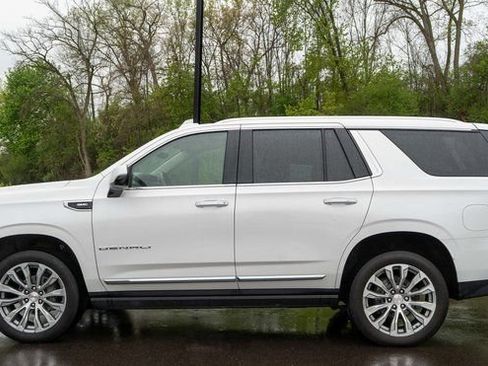 Used 2023 GMC Yukon Denali w/ Denali Reserve Package AWD/4WD image 9
