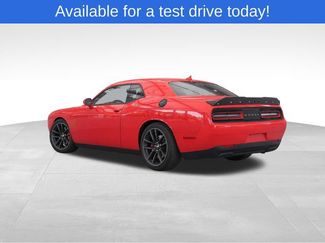 Used 2019 Dodge Challenger R/T Scat Pack w/ Driver Convenience Group RWD video 3
