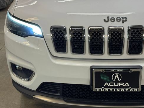 Used 2020 Jeep Cherokee Limited AWD/4WD image 4