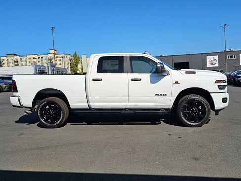 New 2026 RAM 2500 Big Horn image 9