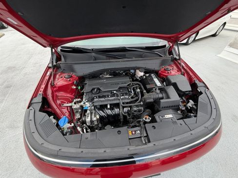 Used 2025 Hyundai Kona SEL image 32