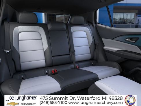 New 2026 Chevrolet Equinox EV LT FWD image 18