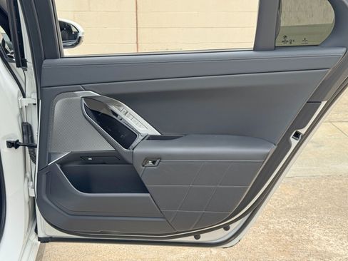 Used 2023 BMW 740i RWD image 58