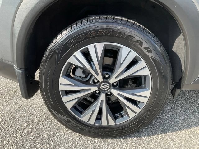 Used 2021 Nissan Rogue SV FWD image 24