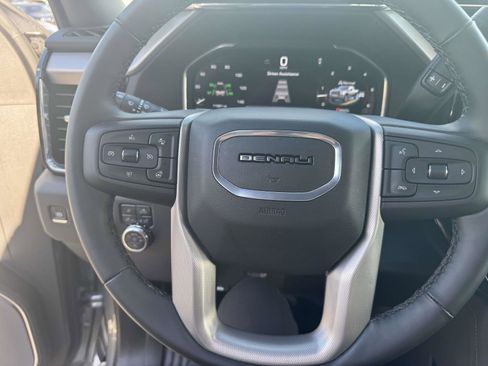 Used 2025 GMC Sierra 2500 Denali w/ Denali Reserve Package image 32