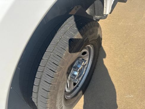 Used 2020 Ford F250 XL w/ Power Equipment Group AWD/4WD image 2