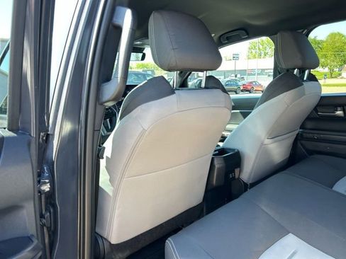 Used 2024 Toyota Tacoma TRD Off-Road AWD/4WD image 16