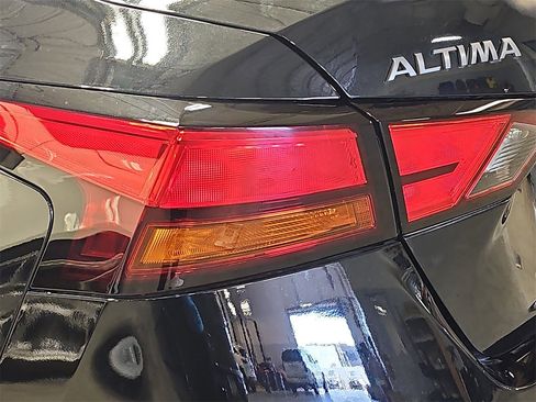 New 2025 Nissan Altima 2.5 S image 14