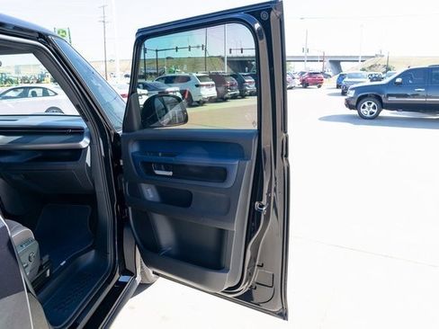 New 2025 Volkswagen ID. Buzz Pro S image 13