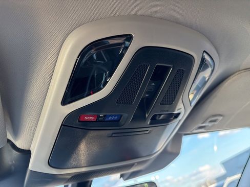 Certified 2025 Subaru Outback Limited XT image 23