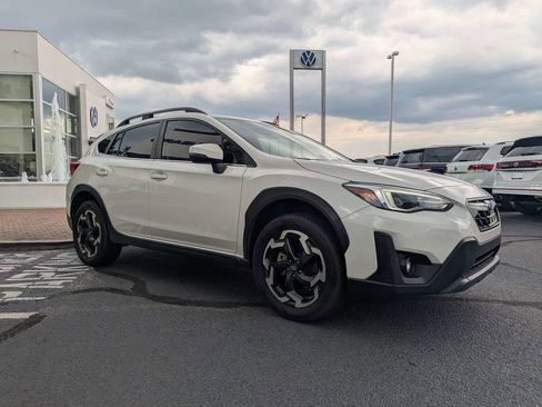 Used 2023 Subaru Crosstrek 2.5i Limited AWD/4WD image 3