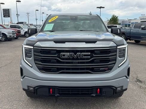 Used 2024 GMC Sierra 1500 AT4 AWD/4WD image 9