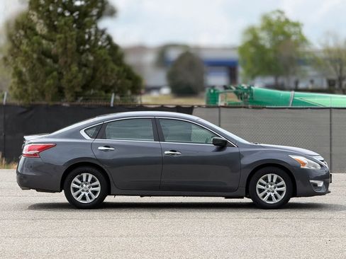Used 2013 Nissan Altima 2.5 S image 7