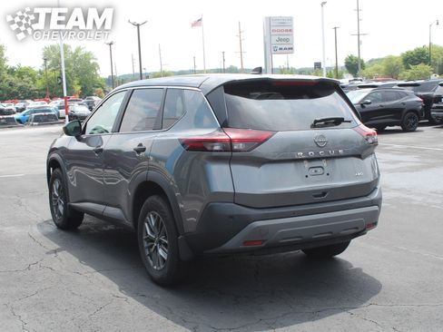 Used 2023 Nissan Rogue S AWD/4WD image 6