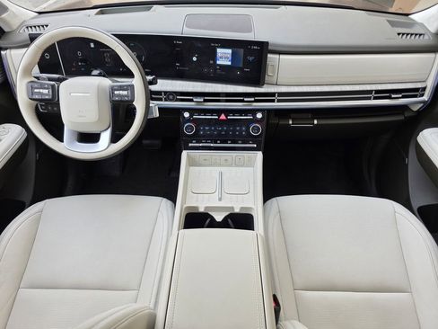 Used 2025 Hyundai Santa Fe Calligraphy image 24