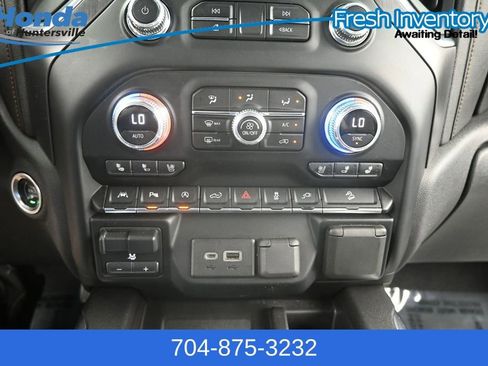 Used 2020 GMC Sierra 1500 AT4 w/ AT4 Premium Package AWD/4WD image 27