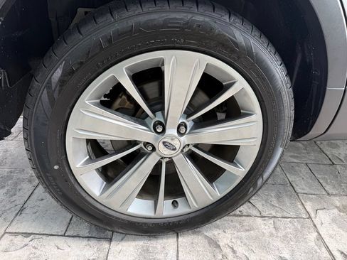 Used 2018 Ford Explorer Limited FWD image 25