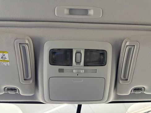 Used 2015 Subaru Forester 2.5i Limited w/ Popular Package #1 image 20