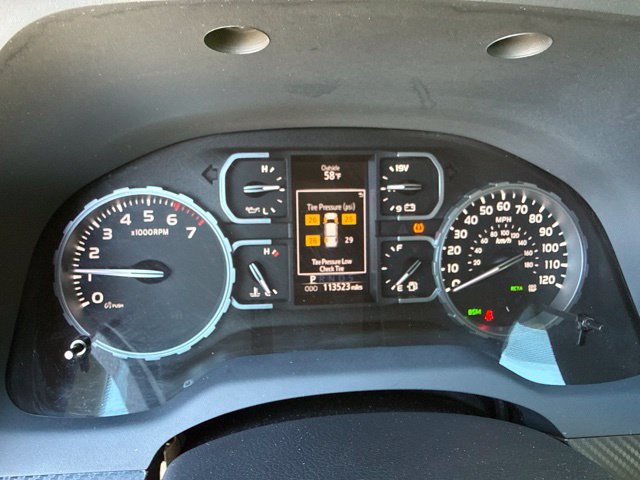 Used 2019 Toyota Tundra Limited w/ Limited Premium Package AWD/4WD image 20