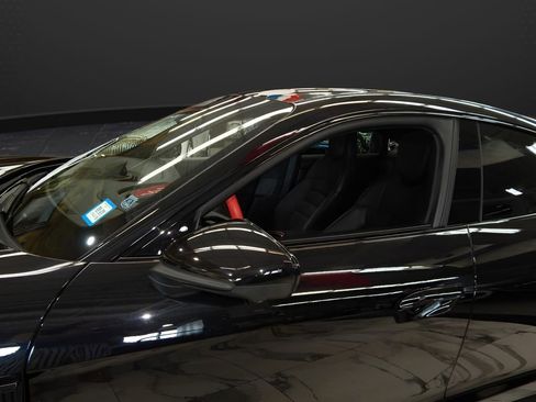 Used 2021 Porsche Taycan 4S image 10