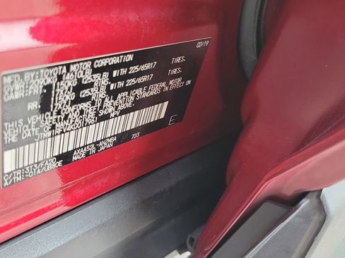 Used 2019 Toyota RAV4 XLE w/ Convenience Package image 29