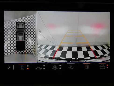 Used 2024 GMC Sierra 1500 AT4 w/ AT4 Preferred Package image 14