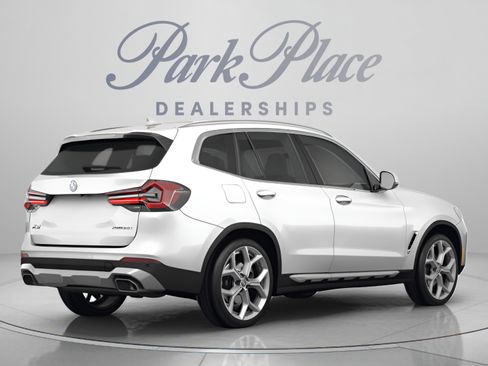 Used 2022 BMW X3 xDrive30i w/ Convenience Package AWD/4WD image 3