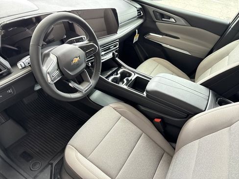 New 2026 Chevrolet Traverse LT w/ LPO, Floor Liner Package image 8