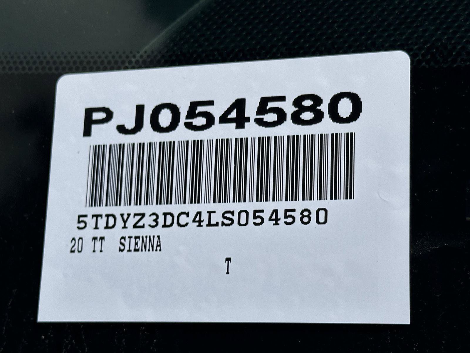 Used 2020 Toyota Sienna XLE FWD image 15