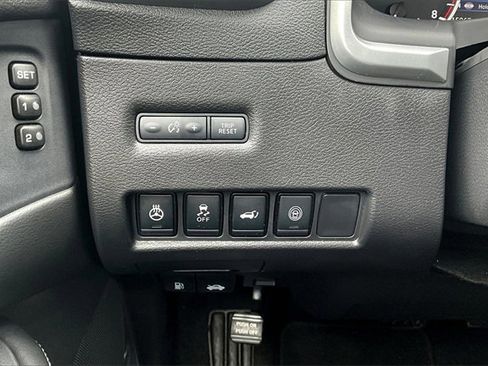 Certified 2024 Nissan Murano SL image 25