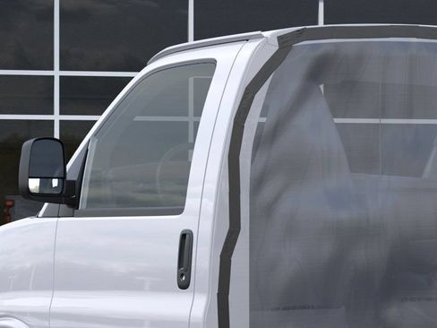 New 2026 Chevrolet Express 4500 w/ Power Convenience Package RWD image 13