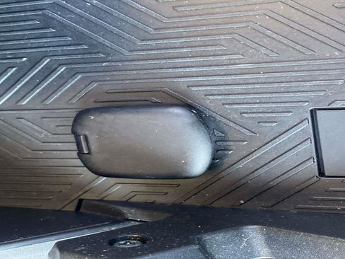 Used 2024 Toyota Tacoma SR image 36