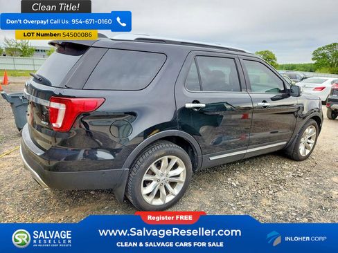 Used 2017 Ford Explorer Platinum AWD/4WD image 4