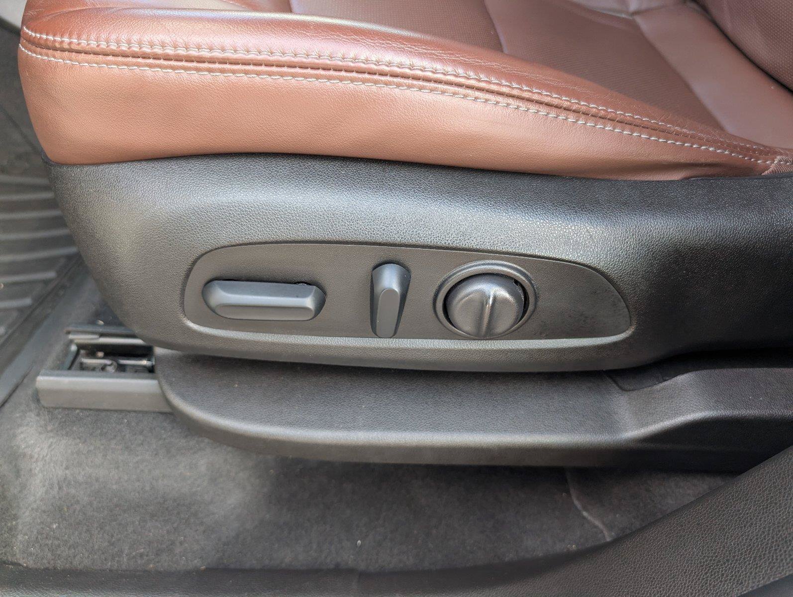 Used 2018 Buick Enclave Avenir w/ Avenir Technology Package FWD image 14