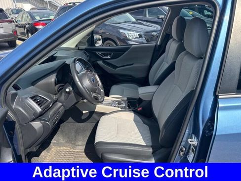 Used 2023 Subaru Forester Premium AWD/4WD image 5