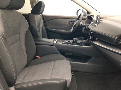 Used 2021 Nissan Rogue SV FWD image 21