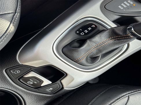 Used 2019 Jeep Compass Latitude image 25