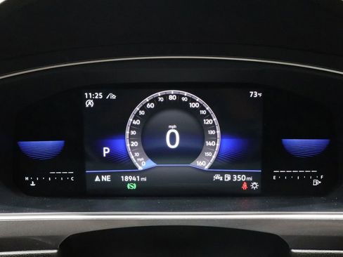 Used 2022 Volkswagen Tiguan SE image 21