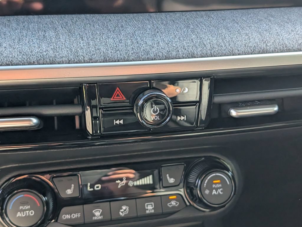New 2026 Nissan Kicks SV w/ Cold Weather Package FWD image 27