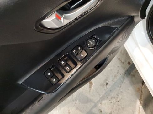 Used 2019 Kia Rio S FWD image 13