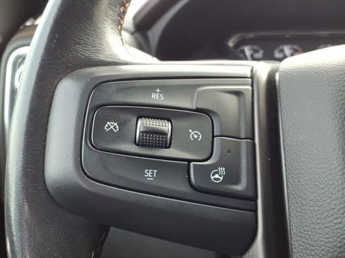 Used 2022 GMC Sierra 3500 AT4 w/ AT4 Preferred Package image 22