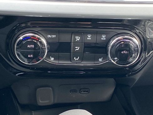 New 2026 Chevrolet Trax LT w/ Driver Confidence Package FWD image 11