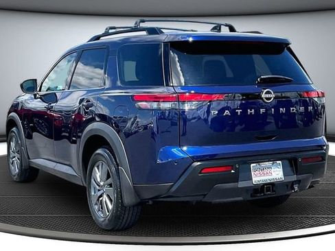 New 2026 Nissan Pathfinder SV image 3