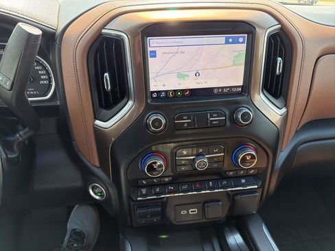Used 2022 Chevrolet Silverado 2500 High Country AWD/4WD image 12