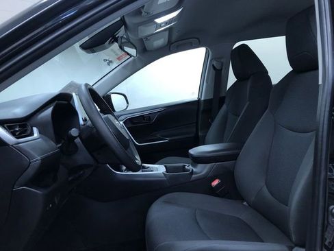 Certified 2025 Toyota RAV4 LE image 18